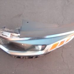 2016-2018 Kia Optima Headlight Driver's Side With Light With Light Bulbs And Assembly Oem