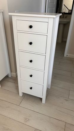 [Sale Pending]  White Dresser Drawers (unit 1)