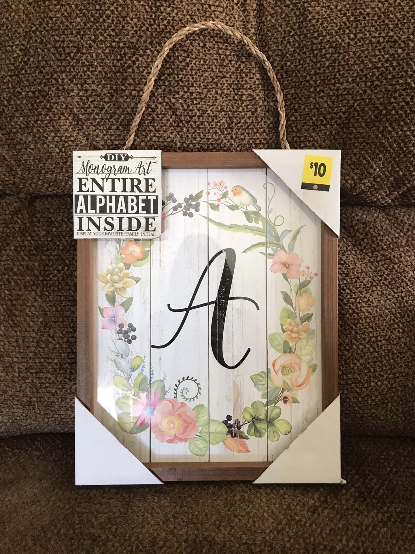 DIY Monogram Art-Display Your Favorite Family Initial