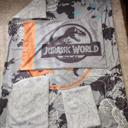 Crib/ Toddler Bed Set (4 Piece)