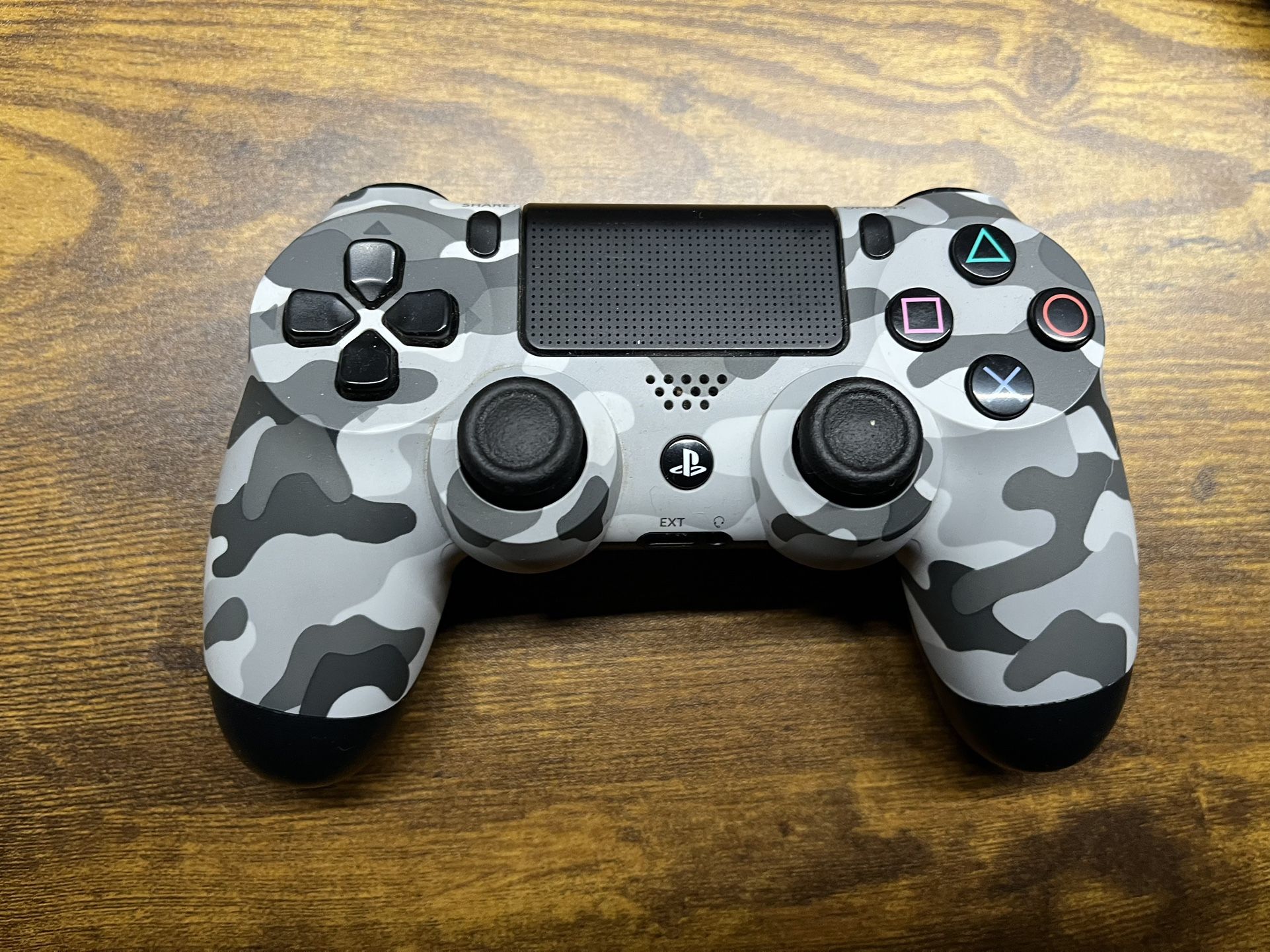 PS4 Camo Controller-working! $35