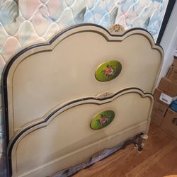 Antique Bed & Vanity