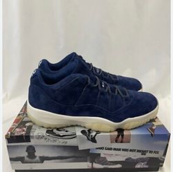 Jordan 11 Retro Low Derek Jeter