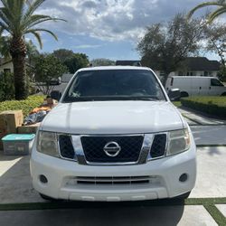 2012 Nissan Pathfinder