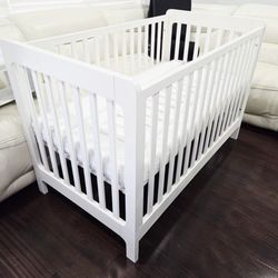 White Crib With Toddler Bed Convertion Kit And Mattress Included with free cover