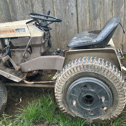 Montgomery Wards Lawn Tractor