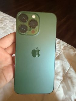 iPhone 13 Pro- Perfect pristine Condition- no scratches-