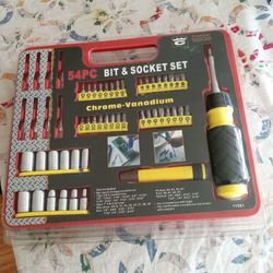 54piece Bids And Socket Set New