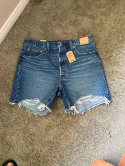 Brand New Levi's Women's 501 Mid-Thigh High-Rise Shorts