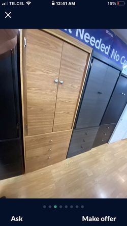 New Closet New $320