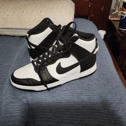 Nick Dunk High Black & White