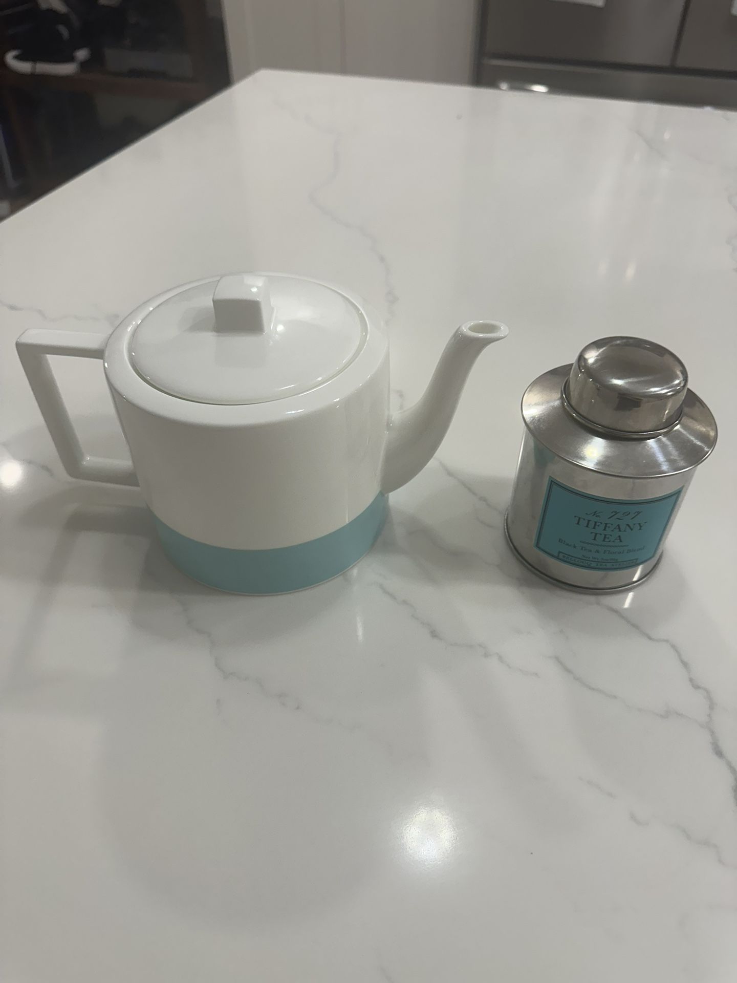 Tiffany Teapot Plus Tea Tin