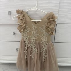 Little girls dress
