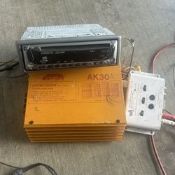 Kenwood CD player w/ 200 watt amp