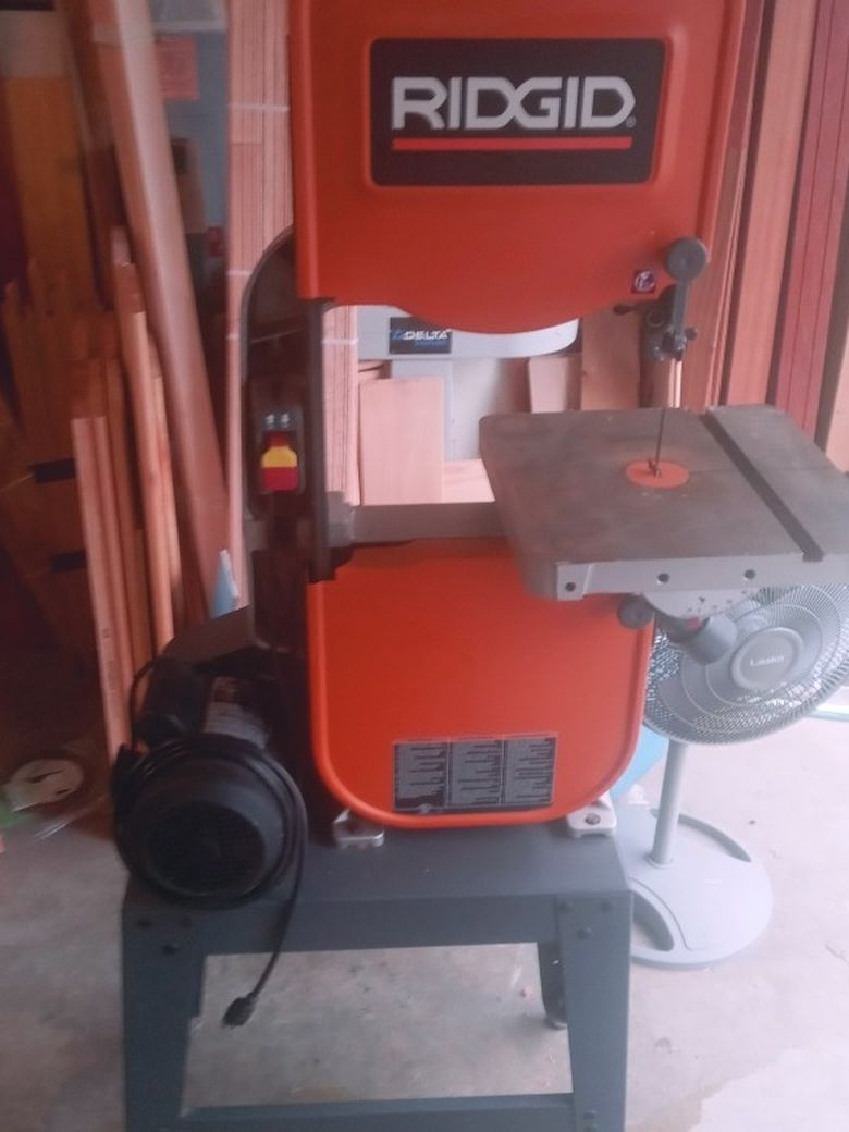 Ridgid BS1400 Bandsaw for Sale in Issaquah, WA OfferUp