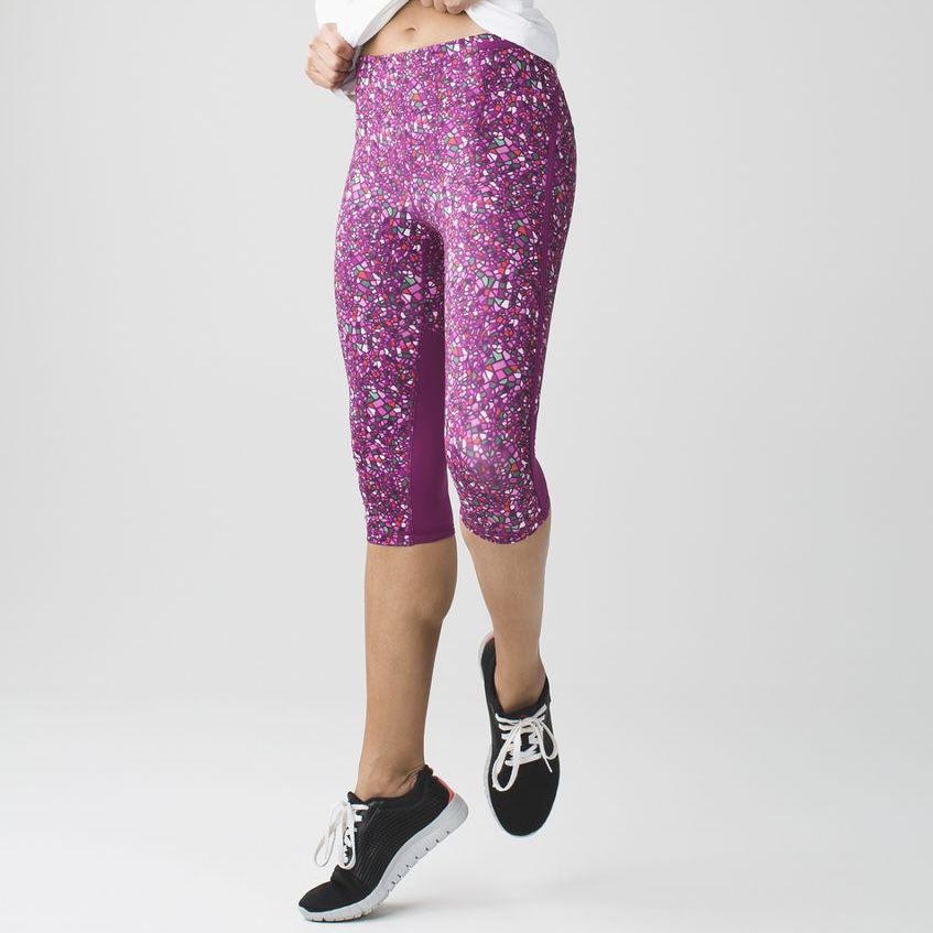 LULULEMON Paradise Camo Multi Regal Plum Real Quick Crop Athletic Leggings