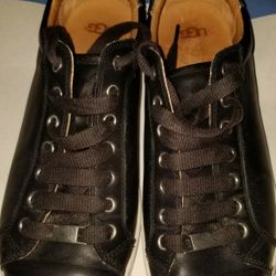 WOMEN UGG BOOT SNEAKER MILO LEATHER BLACK SILVER METALLIC ORIGINAL 1019107