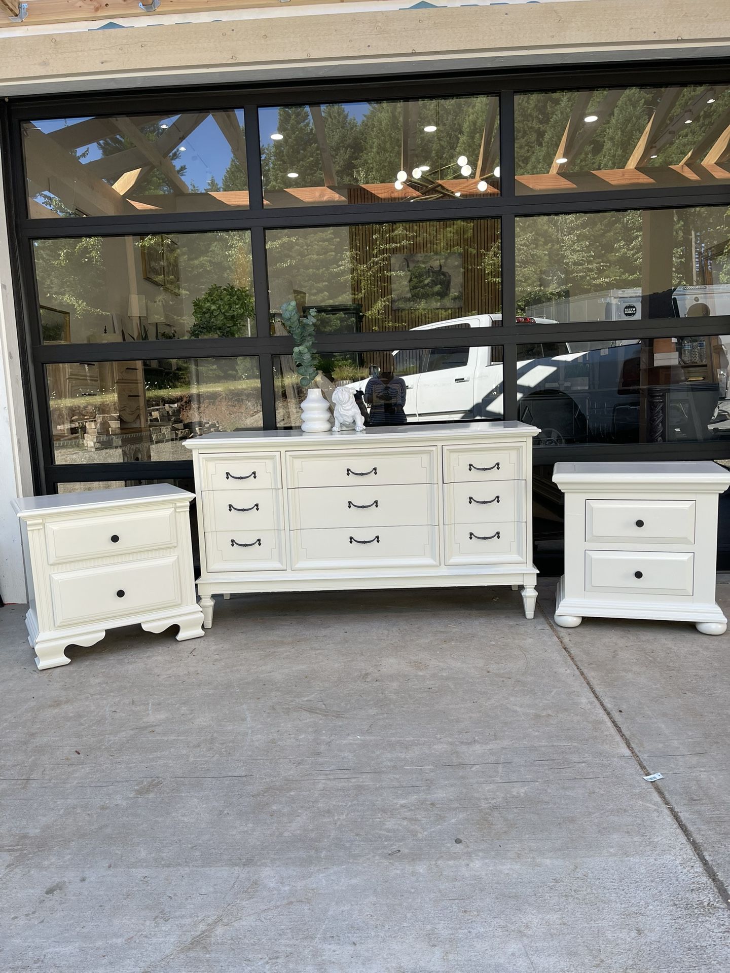 White Solid Dresser.real wood