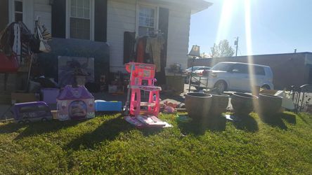 YARD SALE!!!!!!!EVERYTHING UNDER $20 11470 SPRINGFIELD PIKE