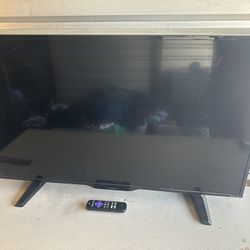 39" Class - LED - 1080p - Smart - HDTV Roku TV