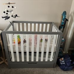 Carters Mini Crib 