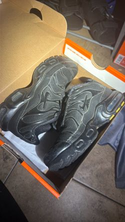 Nike boys vapor max shoes