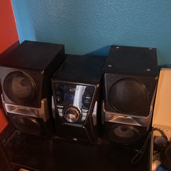 Ilive Stereo with LEDs Comes What Remote 