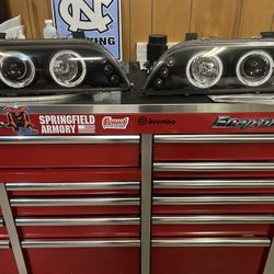 2003 BMW Projector Headlights With Black Housing.
