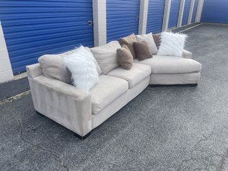 Beautiful Microsuede Sectional Sofa Excellent Condition(FREE DELIVERY) Thumbnail