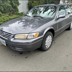 1999 Toyota Camry