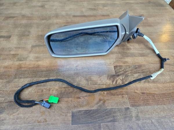 03-07 Cadillac CTS Driver Mirror