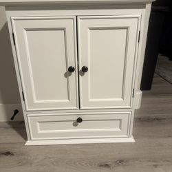 White Storage Cabinet / Console with Doors & Drawer
