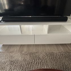 CB2 Media Console