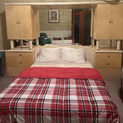Queen Bed Set And Mattress 