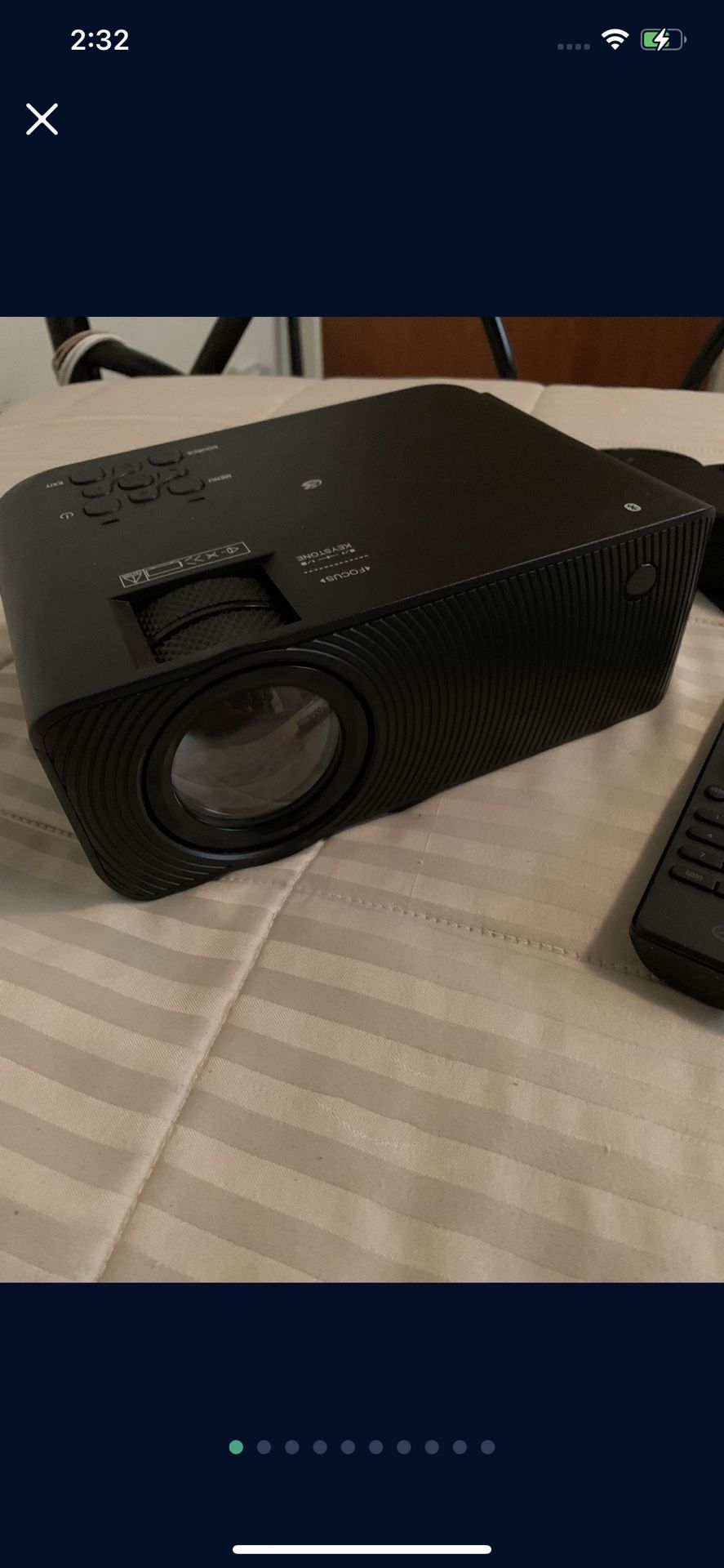 GPX Mini Projector