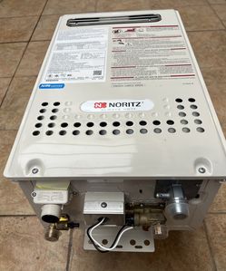 Noritz NR98-OD-NG 9.8 GPM 199900 BTU Tankless Water Heater Gas for Sale in  Houston, TX - OfferUp
