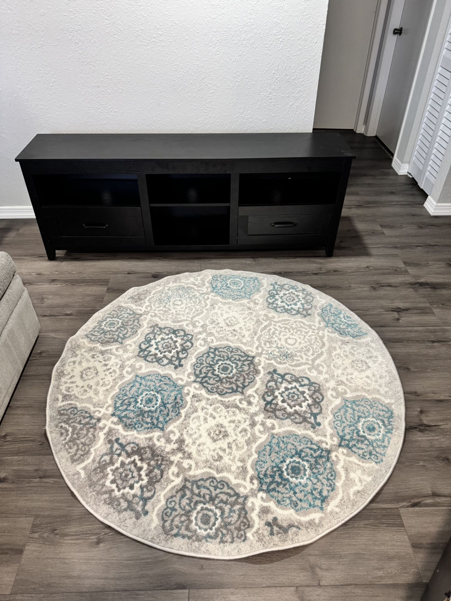 TV Console Cabinet with Storage TV Media Center for Television Up to 70" And Round Rug