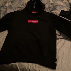 Supreme Box Logo