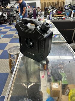Black Plastic Jerry Can Fuel Container