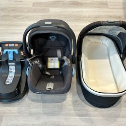 UPPAbaby Car Seat With Base And Bassinet 
