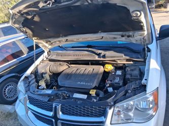 DODGE GRAN CARAVAN 2016