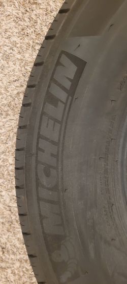 Michelin latitude tire