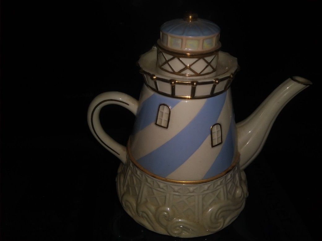 Retired Lenox Seaside Lighthouse Teapot