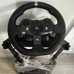 Logitech G29 Driving Wheel and Stand