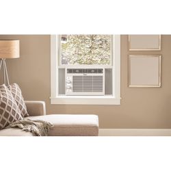 Midea 5000 BTU Air Conditioner