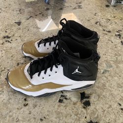 Air Jordan B’loyal Basketball Shoes