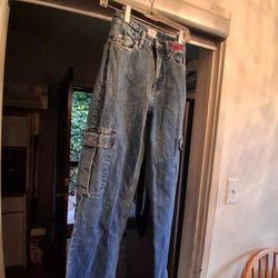 PANTS SIZE 23 PICK UP IN SUN VALLEY $10