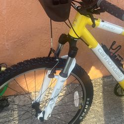 f400 all mountain cannon dale