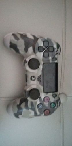 PS4 Controller