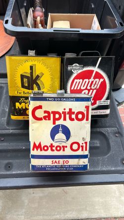 2 gallon motor oil cans vintage
